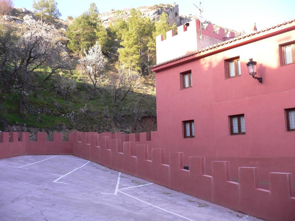 Hotel Dona Blanca Albarracín エクステリア 写真