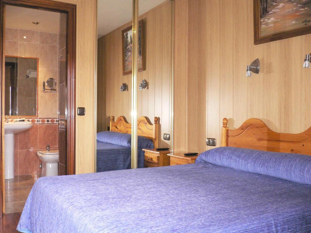 Hotel Dona Blanca Albarracín エクステリア 写真